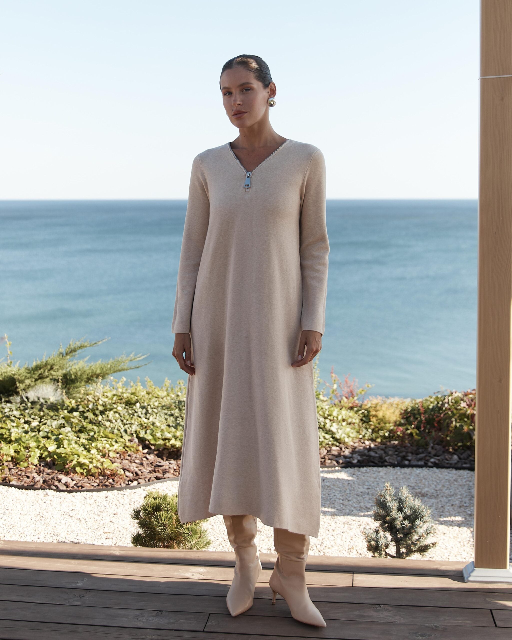 Minimal Motion Dress