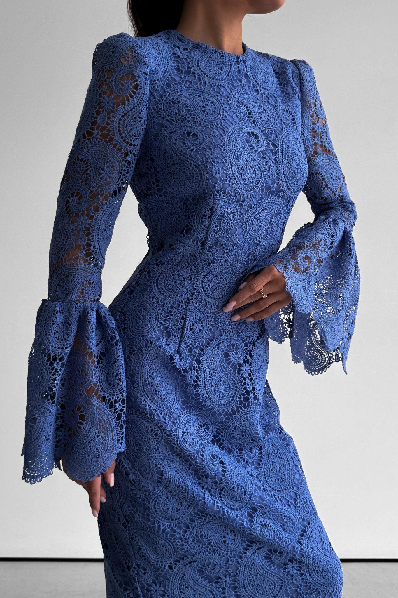 Lace Bodycon Midi Dress